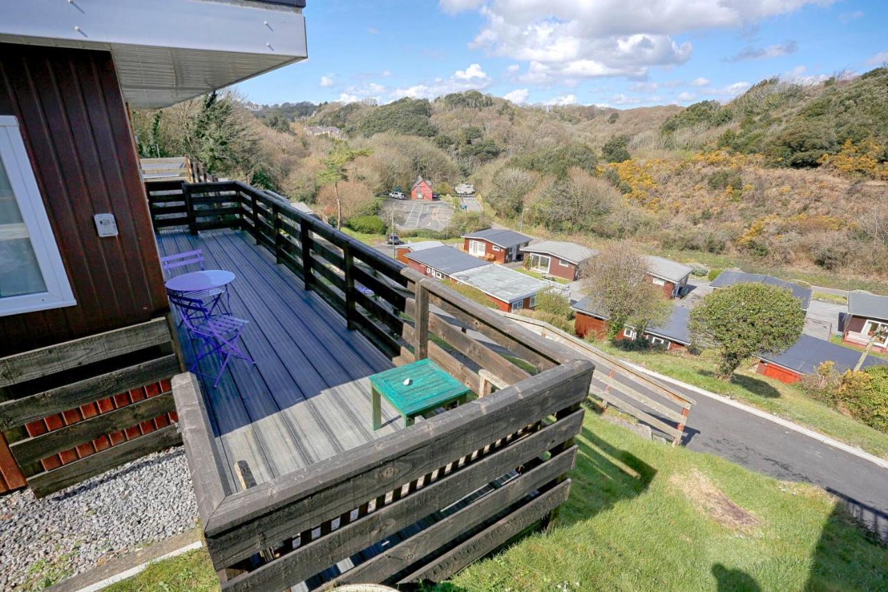 Caswell Beach Chalet 70 Located In Gower Peninsula Суонси Экстерьер фото