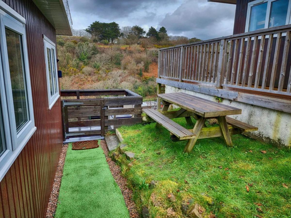 Caswell Beach Chalet 70 Located In Gower Peninsula Суонси Экстерьер фото